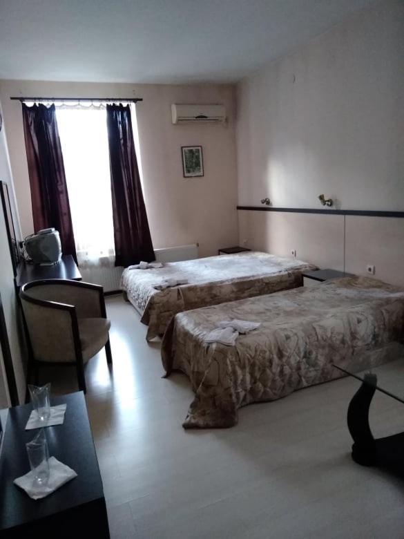 Къщата На Генерала Hotel Берковица Екстериор снимка